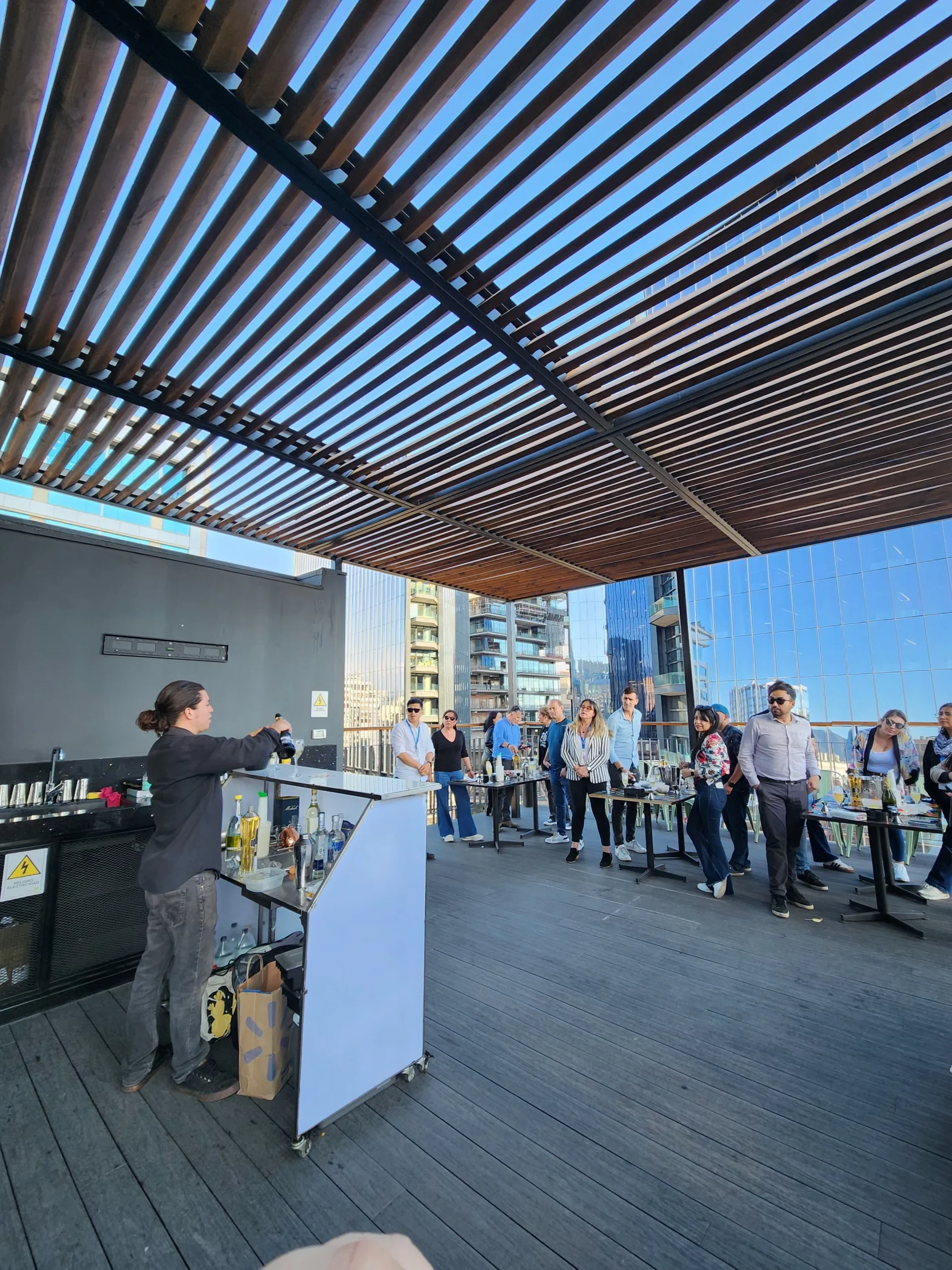 Servicio de barra móvil Go Bar en un evento realizado el 25 de octubre de 2024 en Santiago, Chile